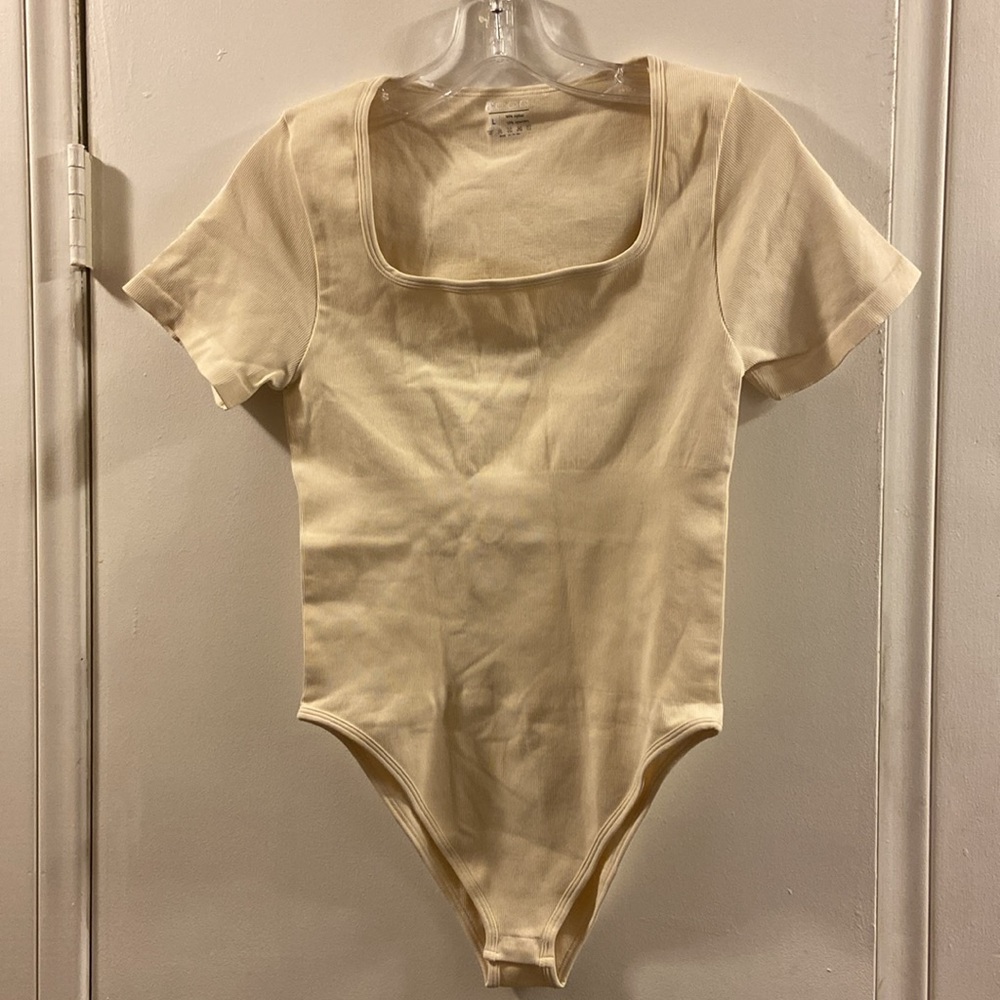 NIB QQQ bodysuit 2 pack - Picture 12 of 15